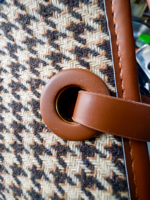 Dieveier Shoulder Bag